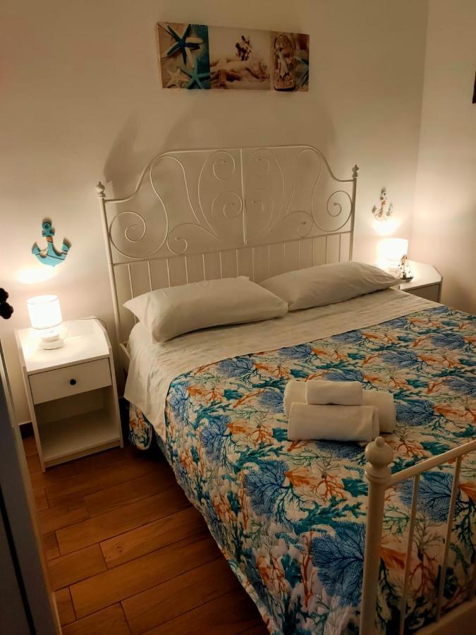 Seeonsea Apartment Agnone Bagni Bagian luar foto